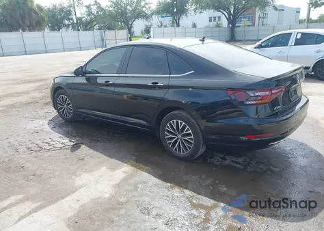 2019 Volkswagen Jetta 1.4T R-Line/1.4T S/1.4T Se z USA, uszkodzony, nr VIN 3VWC57BU7KM155407
